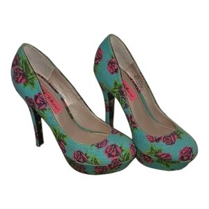 Betsey Johnson Turquoise Heels with Pink Roses